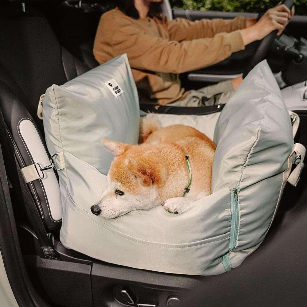 Pet car seat beds are waterproof and easy to clean