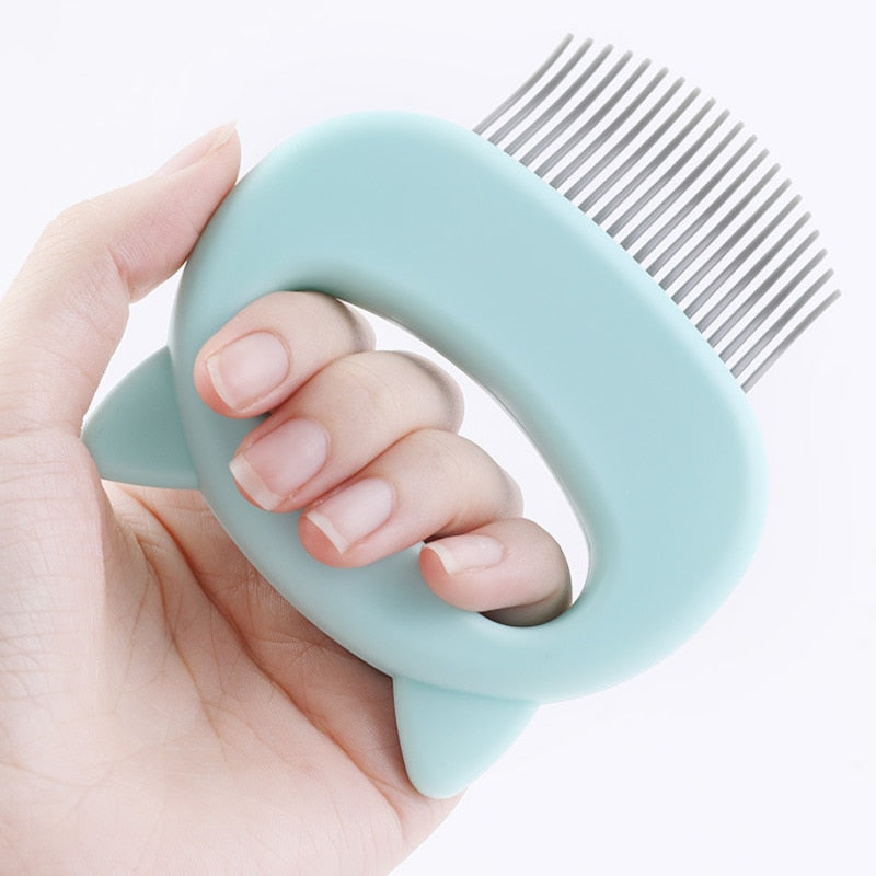 Special hair removal comb for cats to comb cat hair to remove floating hair. It does not stick to the hair and does not shed.