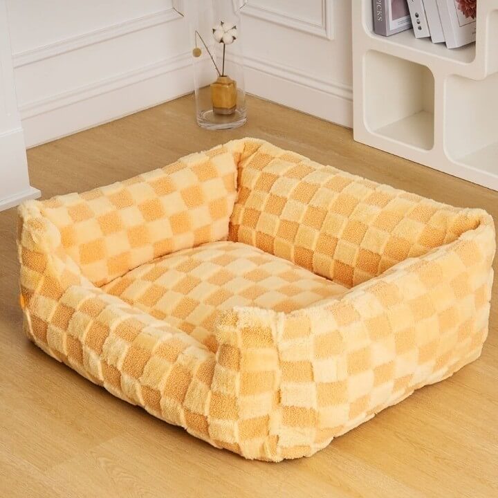 Tufted Comfty Square Checkered Dog & Cat Bed