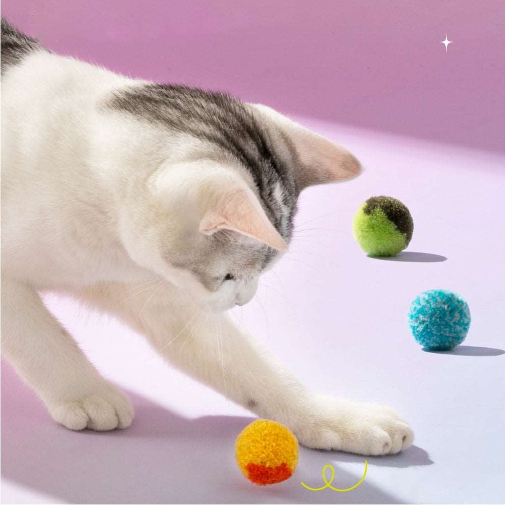 Creative City Hunter Plush Balls Launcher Cat Toy