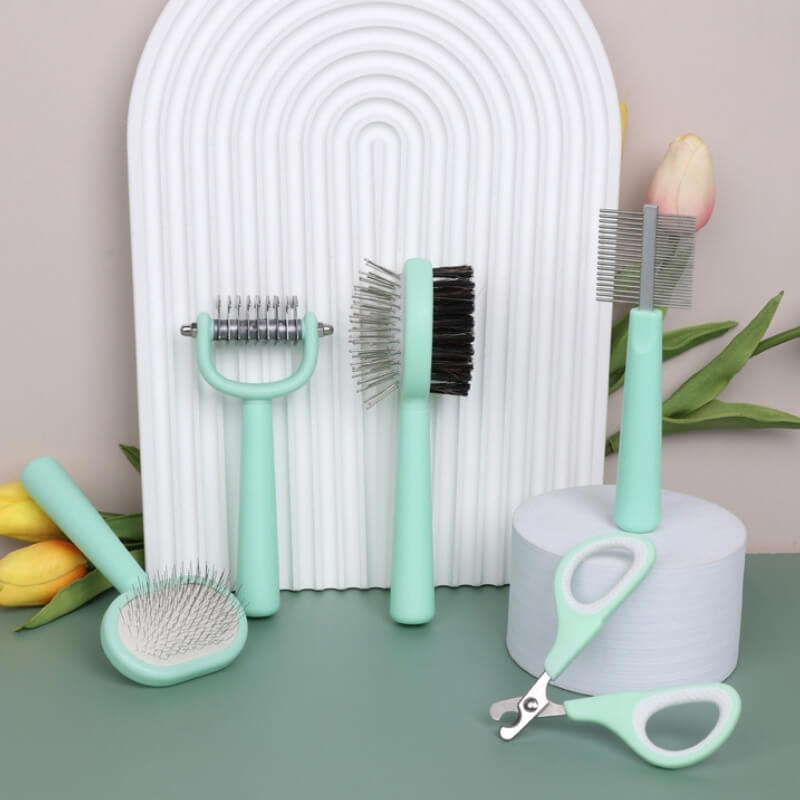 GroomingBrushToolKit